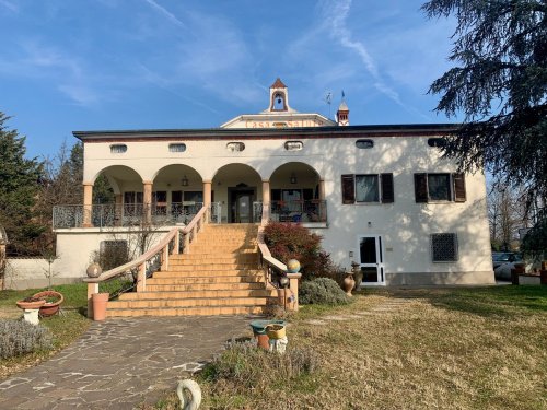 Villa a Castelverde