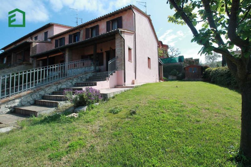 Casa semi-independiente en Guardea