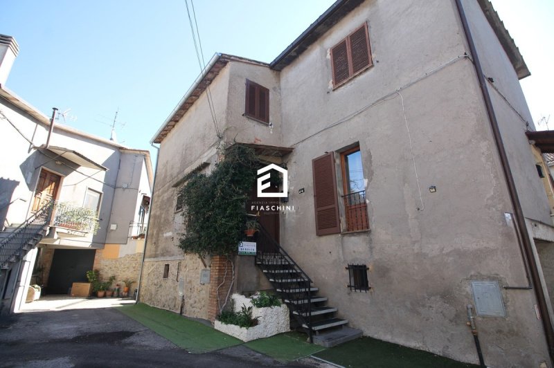 Casa semi indipendente a Giove