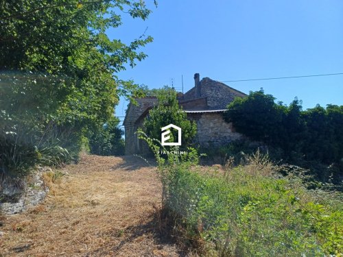 Maison de campagne à Giove