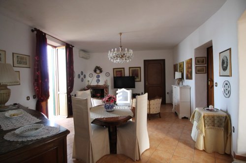 Apartamento independente em Giove
