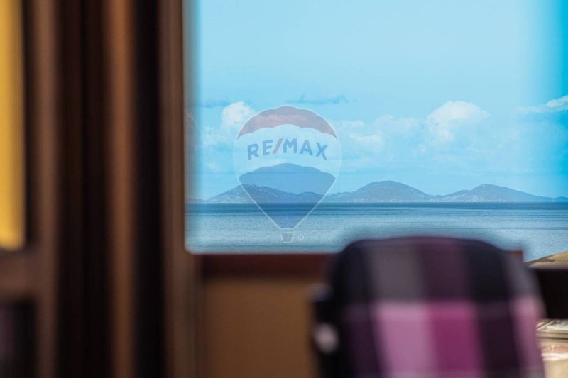 卡斯特尔萨多公寓