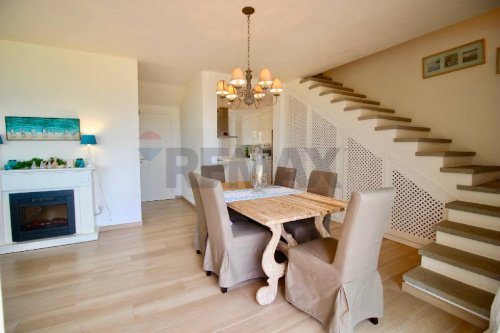 Таунхаус в Стинтино