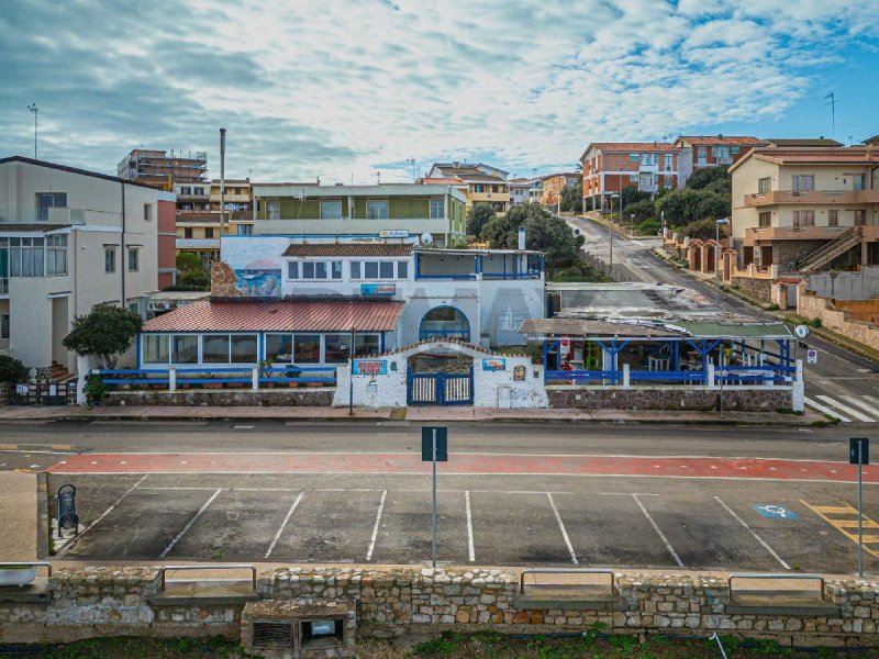 Edifício comercial em Porto Torres