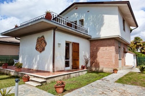 Vrijstaande woning in Forte dei Marmi