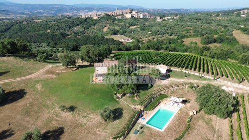 Quinta agrícola em SATURNIA