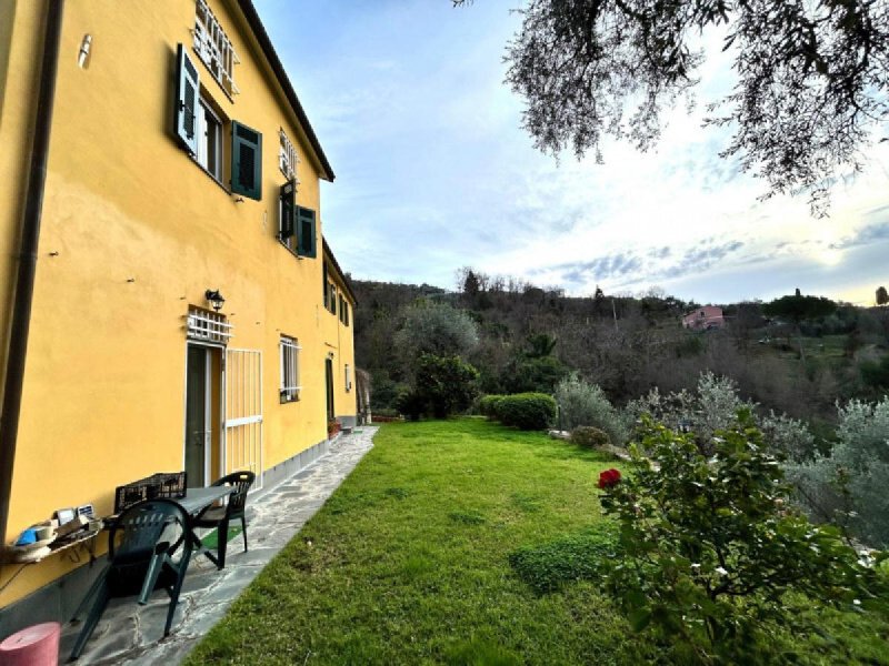 Villa a Recco