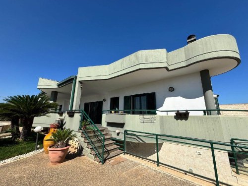 Villa à Bari