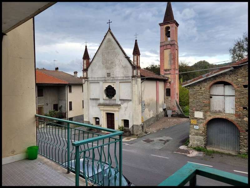 Casa indipendente a Mioglia