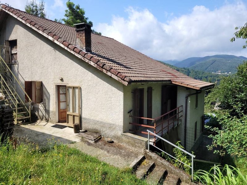 Casa di campagna a Urbe