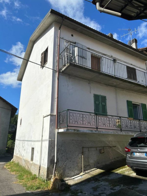 罗卡维尼亚莱半独立房屋