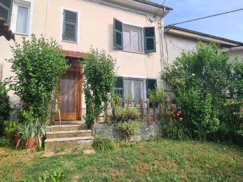 Casa semi indipendente a Dego