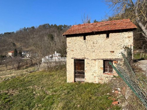 Hus på landet i Millesimo