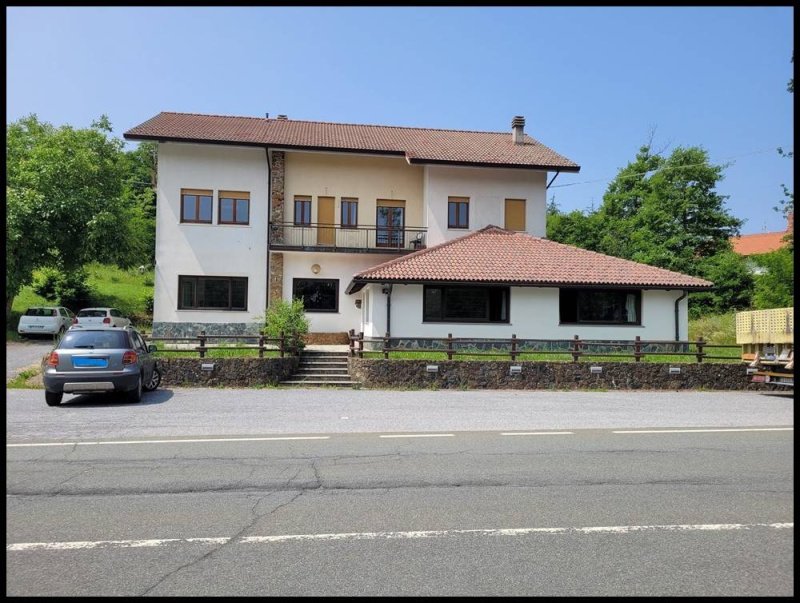 Отель в Урбе