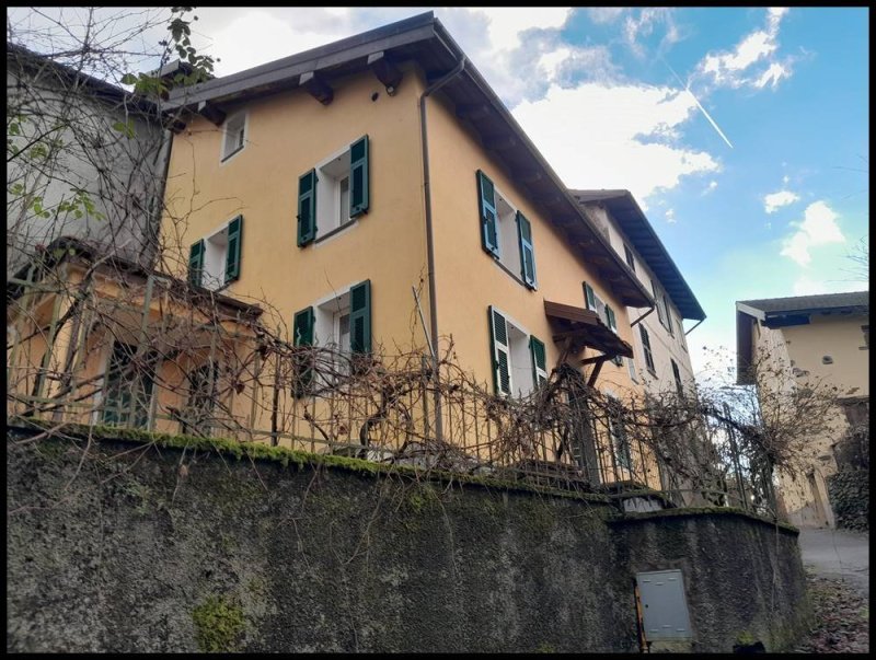 Maison mitoyenne à Sassello