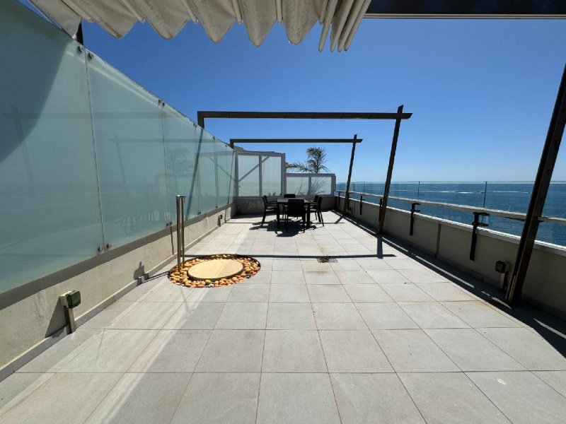 Takvåning i Ospedaletti