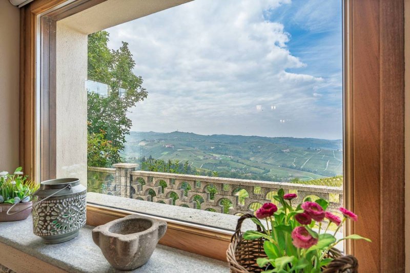 Villa i Castiglione Tinella