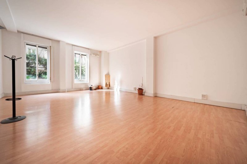 Inmueble comercial en Milán