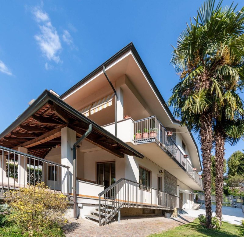 Вилла в Монкальери