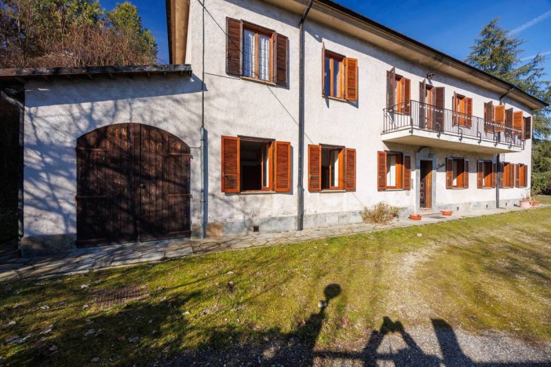 Detached house in Turin