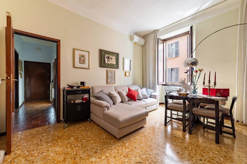 Apartamento em Milão