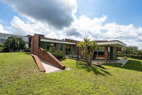 Villa in Trofarello