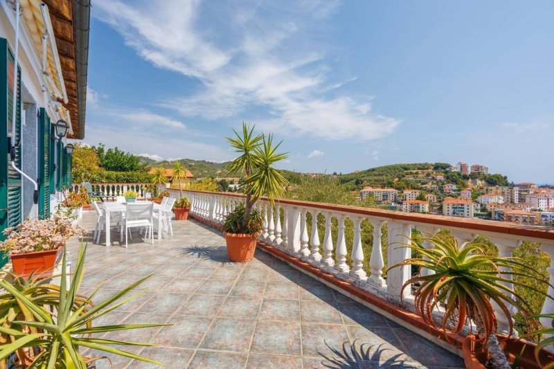 Villa i Imperia