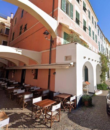 Commercial property in Celle Ligure
