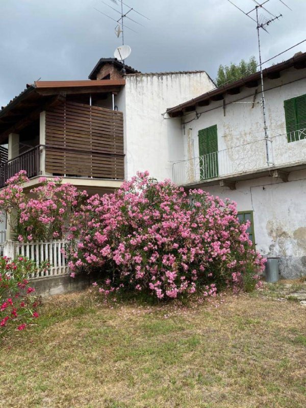 Vrijstaande woning in Montiglio Monferrato
