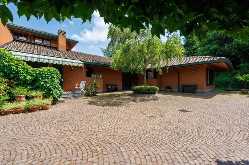 Villa in Pavarolo