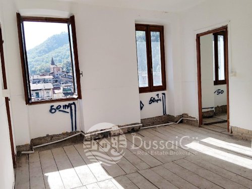 Apartment in Isolabona