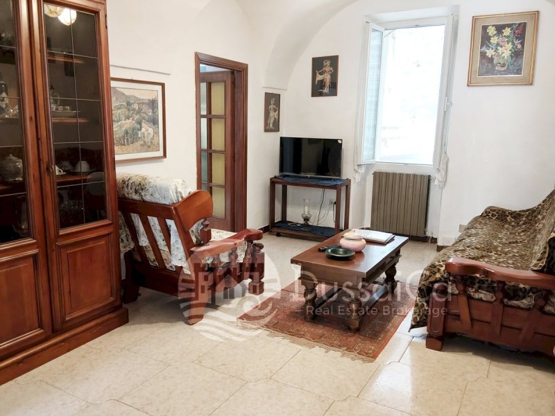 Wohnung in Isolabona