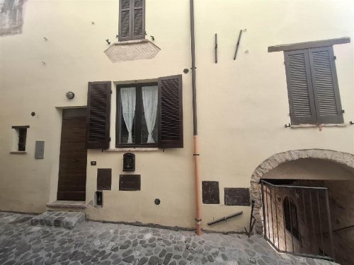 诺切拉-翁布拉独立公寓