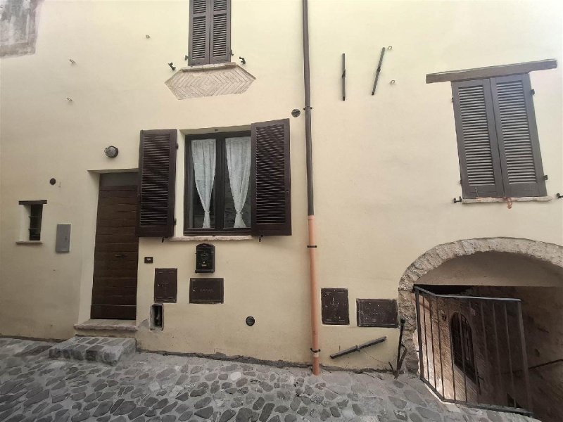 诺切拉-翁布拉独立公寓