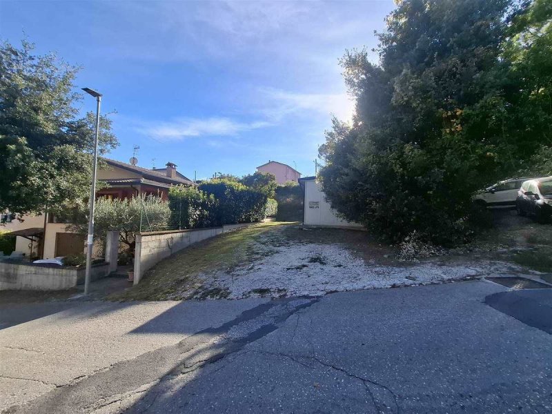 诺切拉-翁布拉建筑用地