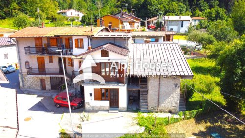 Hus i Chiusa di Pesio