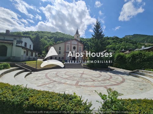 利莫内皮埃蒙特公寓