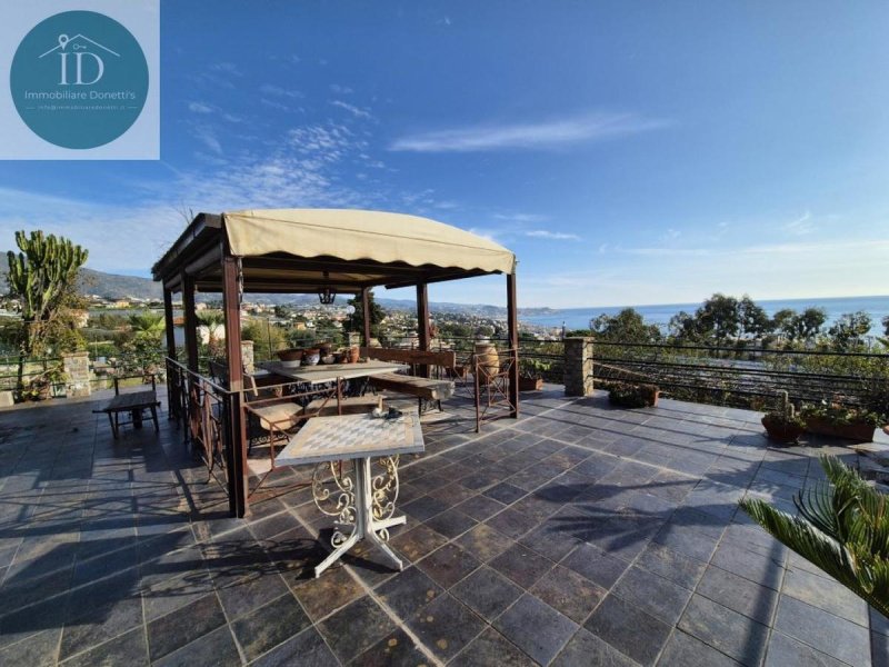 Villa à Sanremo