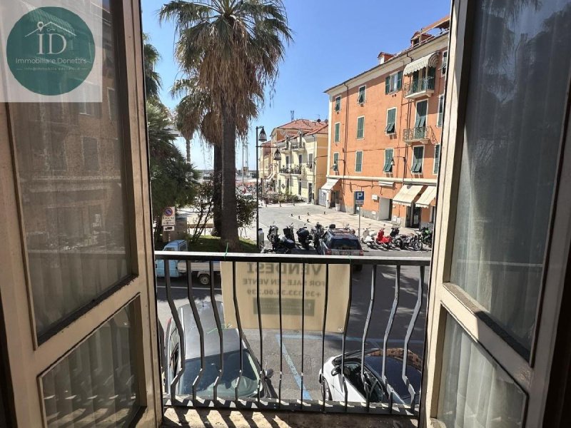 Apartamento em Impéria