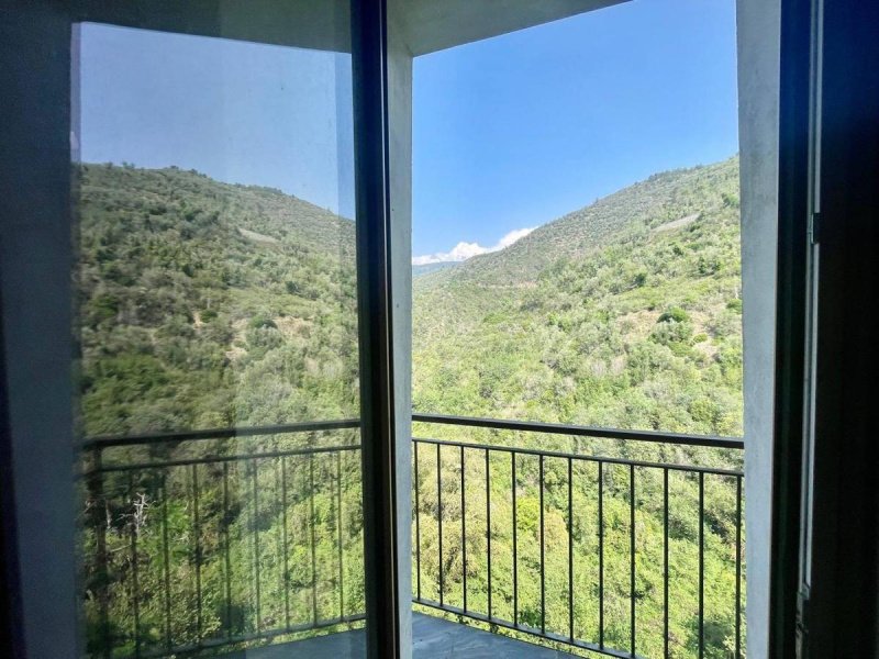 Appartement à Apricale