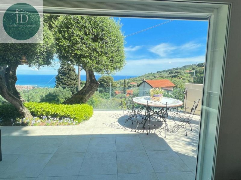 Villa en Diano Marina