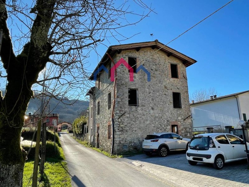 Casa semi-independiente en Borgo a Mozzano