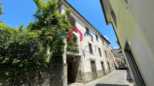 Doppelhaushälfte in Coreglia Antelminelli