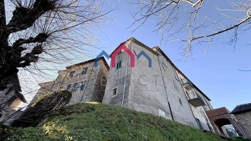 Semi-detached house in Bagni di Lucca