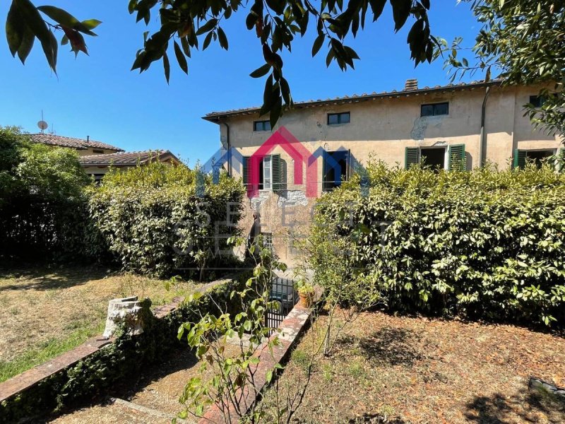 Moradia em Pescaglia