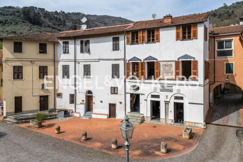 Reihenhaus in Stellanello