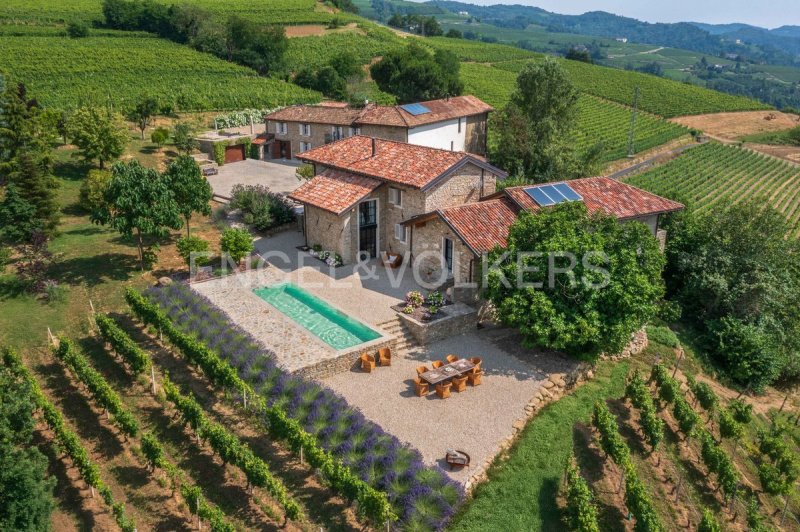 Villa i Cossano Belbo