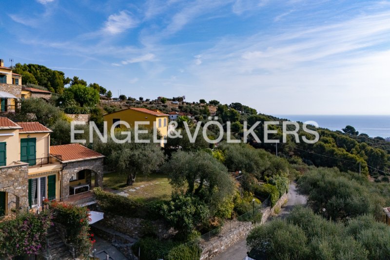 Квартира в Диано-Марина