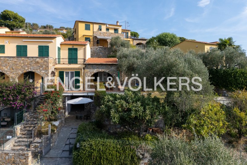 Квартира в Диано-Марина