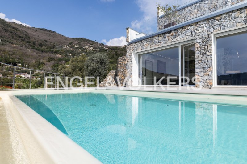 Villa a Alassio